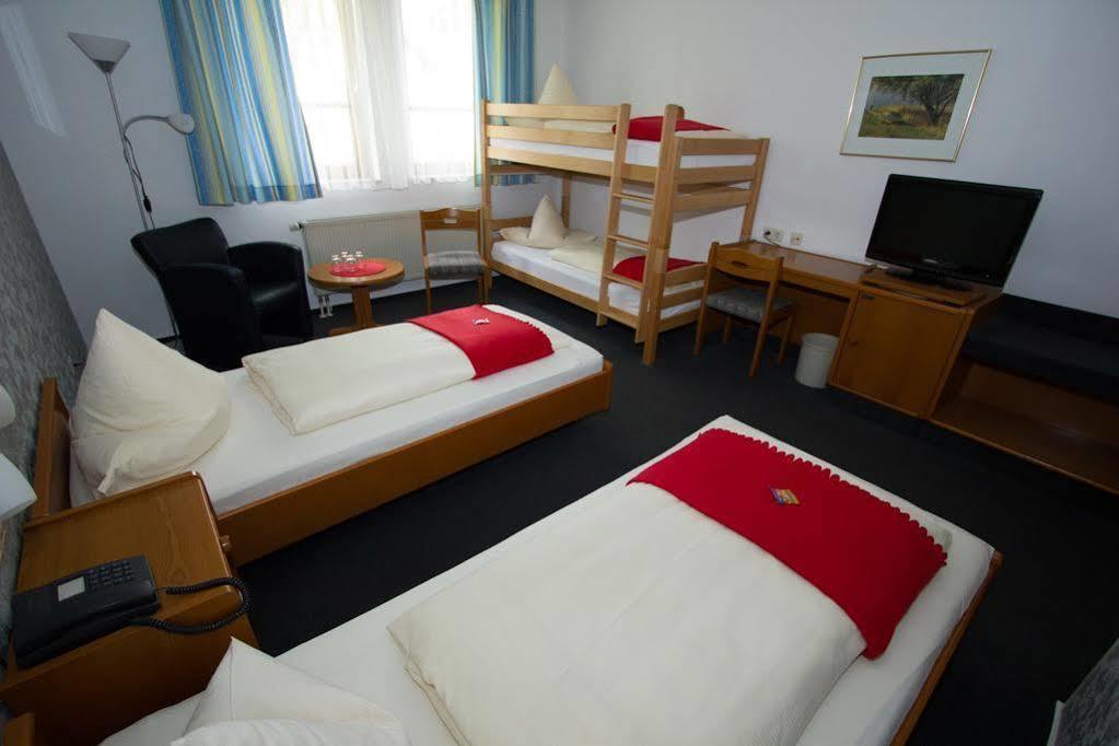 Hotel Sonnenkeller Neu-Ulm Luaran gambar